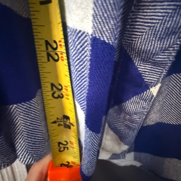 Blue and White Plaid Shirt - Picture 4 of 6
